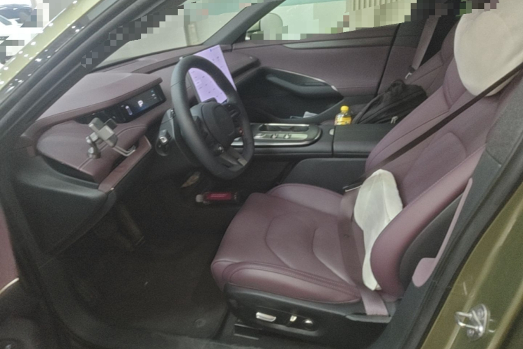 MI SU7 2025 car image #19