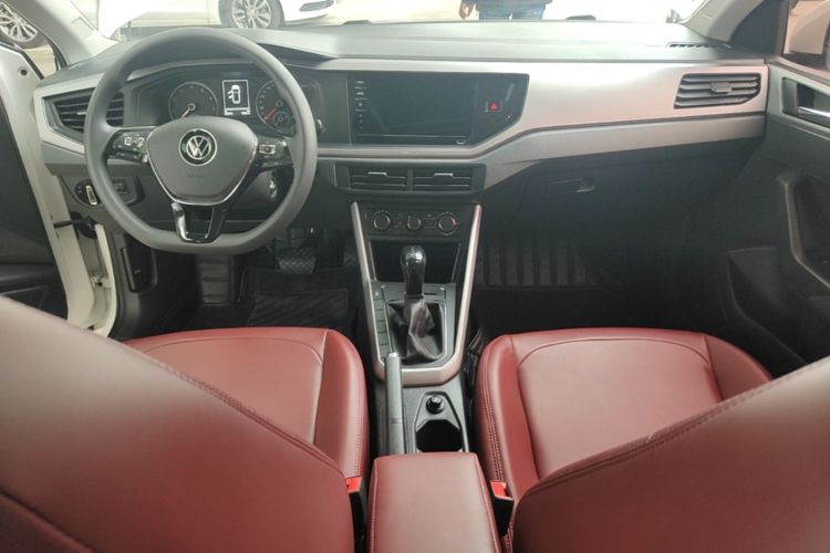 Volkswagen Polo 2021 immagine di auto #10
