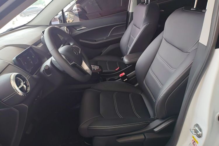 BYD Yuan New Energy 2019 #15 BYD Yuan New Energy 2019 car image #15