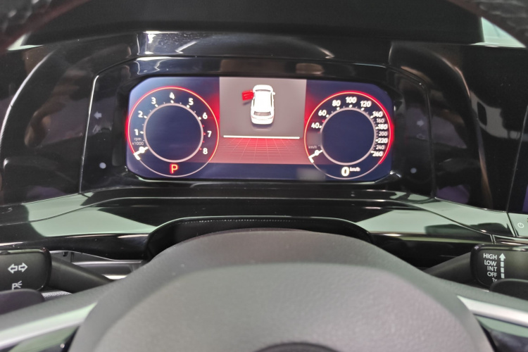 Volkswagen Golf 2023 صورة سيارة #15