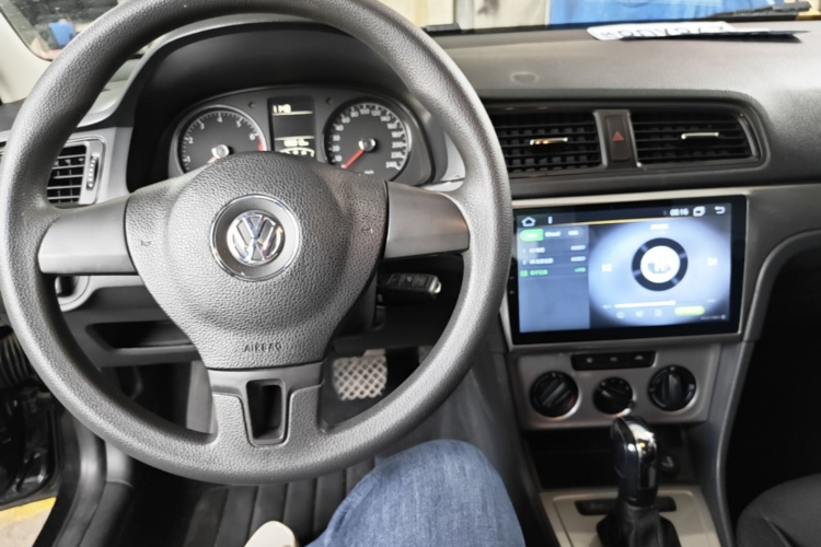 Volkswagen Lavida 2017 car image #10