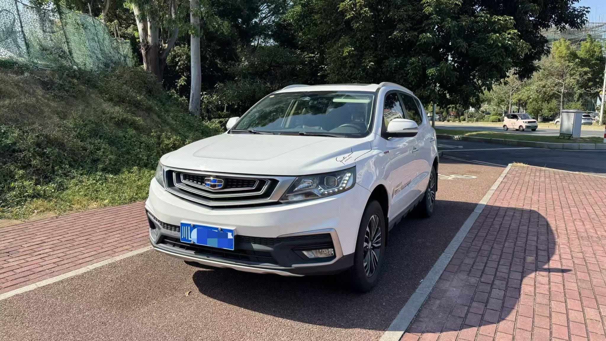 GEELY Vision X6 2018 GEELY Vision X6 2018 immagine di auto