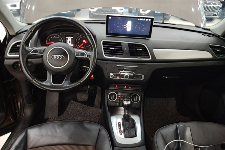 Audi Q3 2016 immagine di auto #10