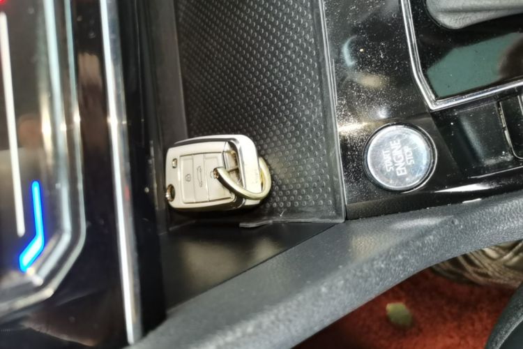 Volkswagen Tharu 2021 car image #9