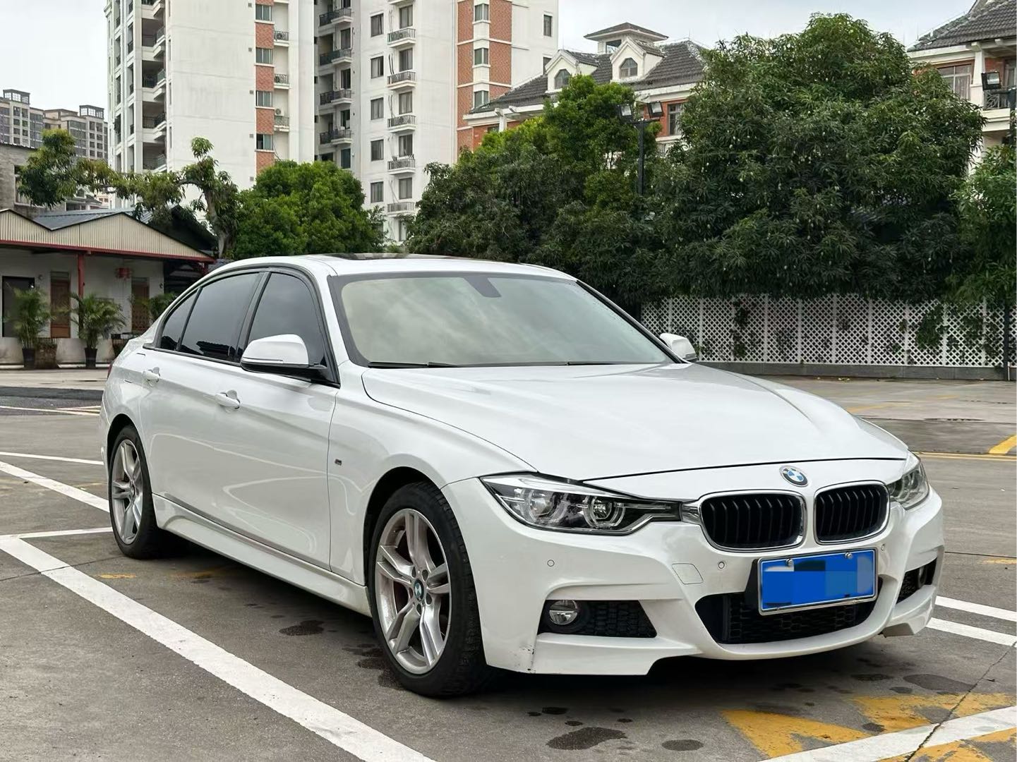 BMW 3 Series 2019 #5 BMW 3 Series 2019 car image #5