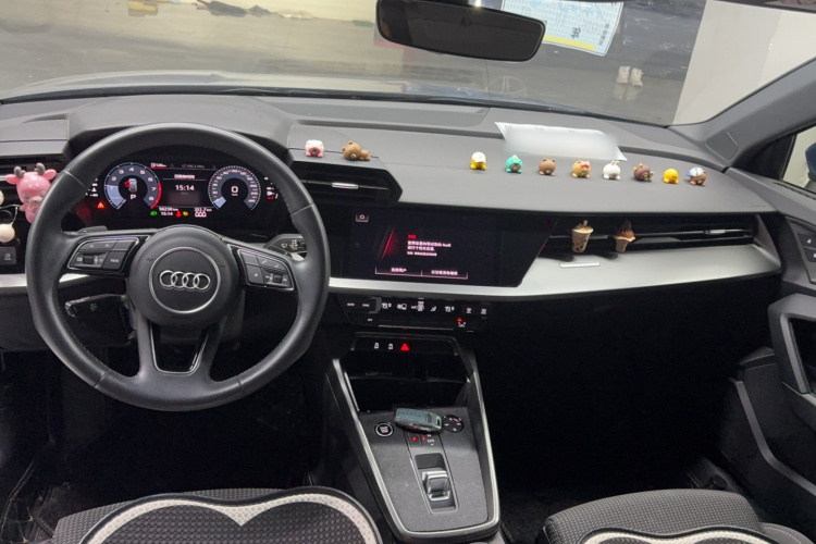 Audi A3 2021 immagine di auto #10