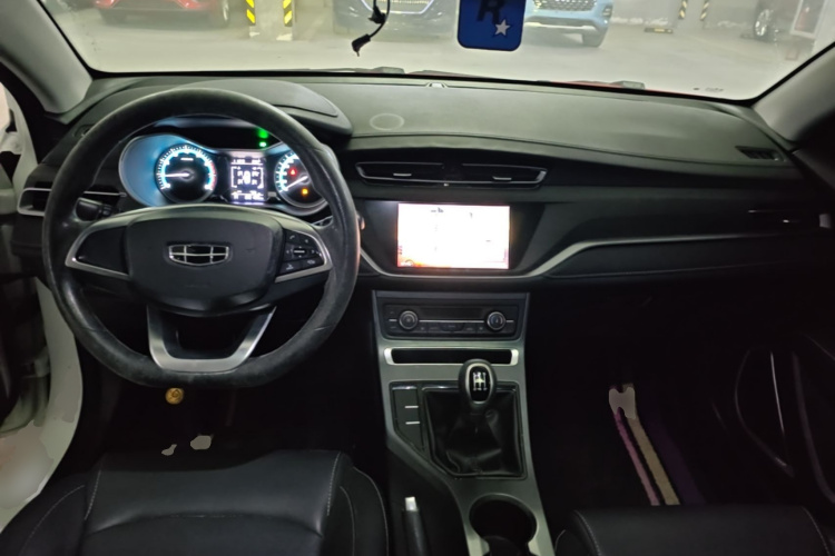 GEELY Emgrand 2021 #10 GEELY Emgrand 2021 car image #10