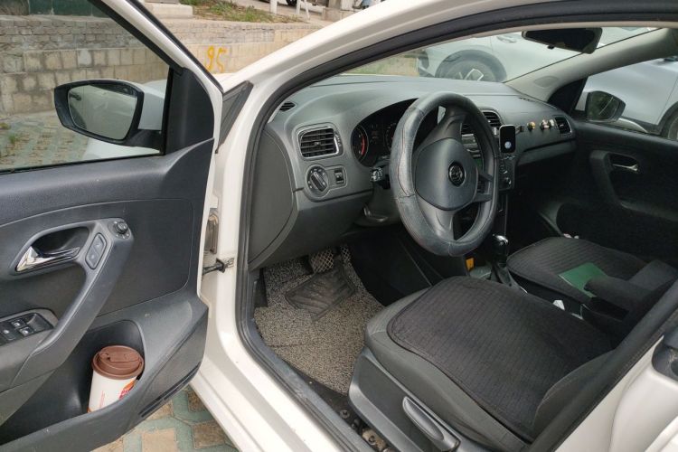 Volkswagen Polo 2016 #9 Volkswagen Polo 2016 car image #9