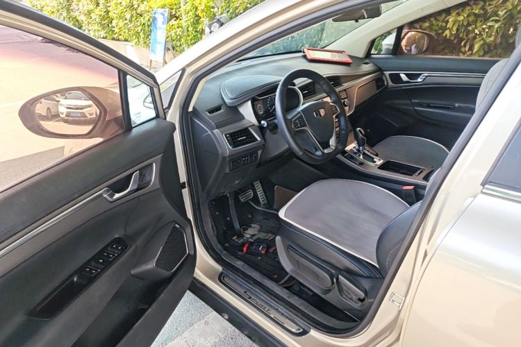 GEELY Emgrand GS 2016 car image #16