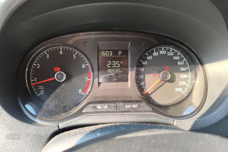 Volkswagen Polo 2017 car image #13