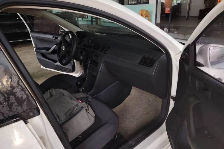 Volkswagen Santana 2017 #27 Volkswagen Santana 2017 car image #27
