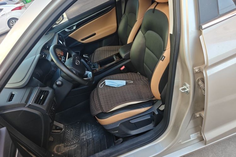 GEELY Emgrand GL 2020 #19 GEELY Emgrand GL 2020 immagine di auto #19