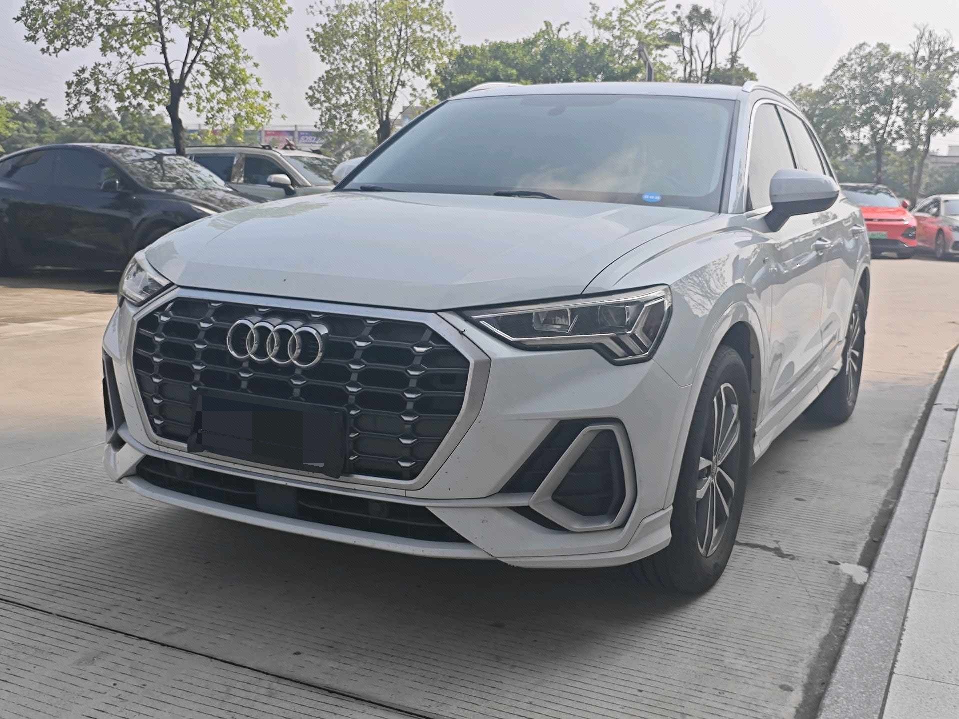 Audi Q3 2022 Audi Q3 2022 car image