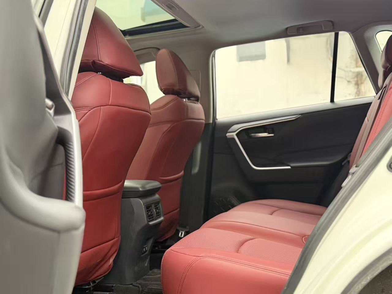 Toyota RAV4 2020 imagem de carro #6