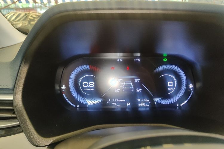 GEELY Emgrand 2021 car image #12