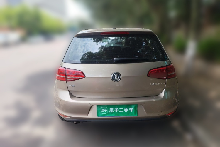 Volkswagen Golf 2015 car image #4