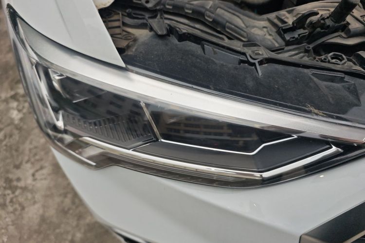 Audi Q3 2021 #8 Audi Q3 2021 car image #8