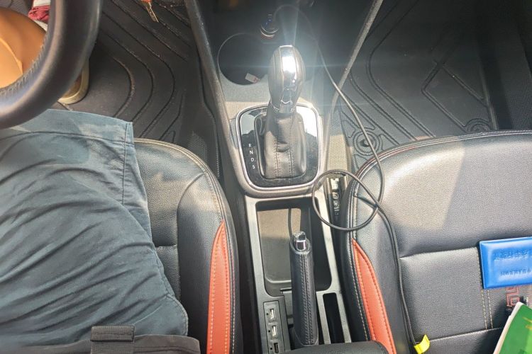 Volkswagen Polo 2018 car image #14