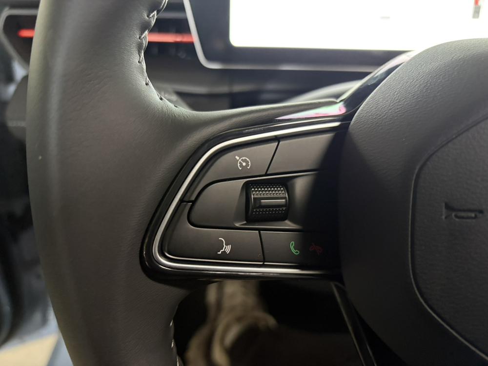 GEELY Binray 2026 #25 GEELY Binray 2026 car image #25