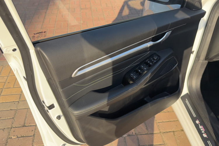 GEELY Emgrand 2022 #12 GEELY Emgrand 2022 car image #12