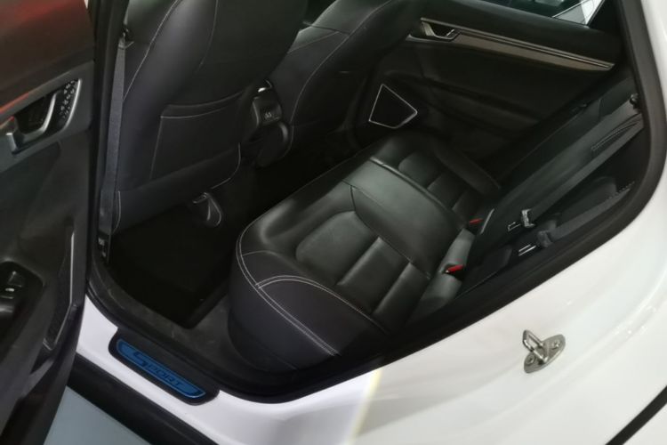 GEELY Emgrand GS 2018 #17 GEELY Emgrand GS 2018 изображение автомобиля #17