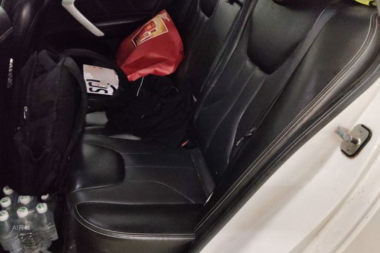 GEELY Emgrand 2016 car image #19