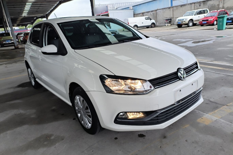 Volkswagen Polo 2017 car image #4