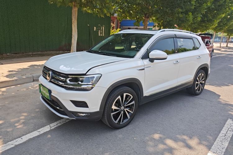 Volkswagen Tharu 2020 car image #2