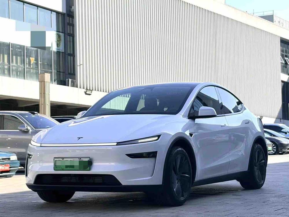 Tesla Model Y 2026 Tesla Model Y 2026 car image