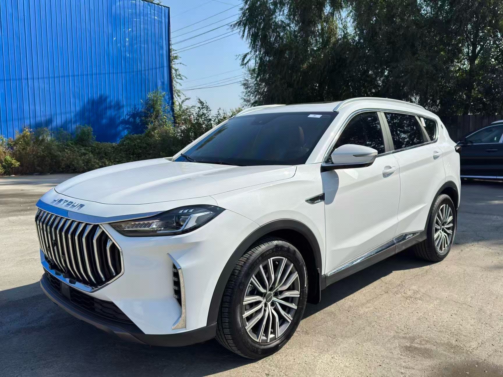 Jetour X70 PLUS 2024 car image 