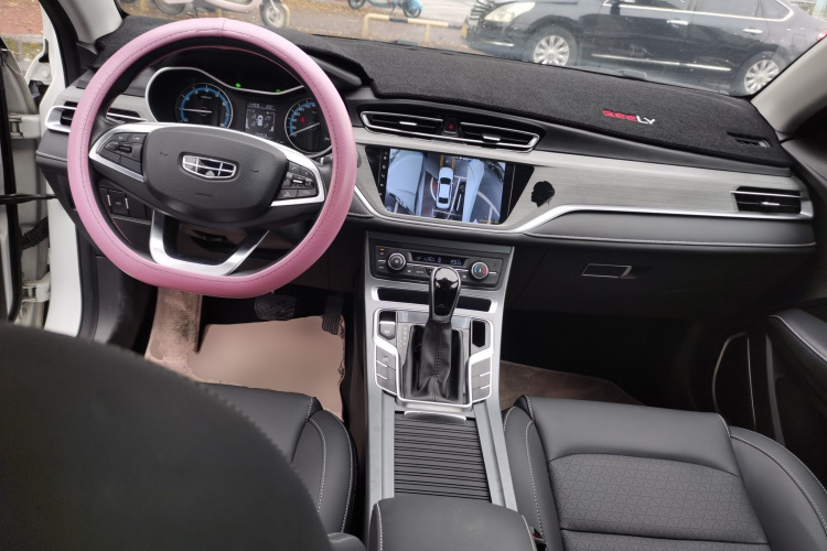 GEELY Emgrand 2021 #11 GEELY Emgrand 2021 car image #11