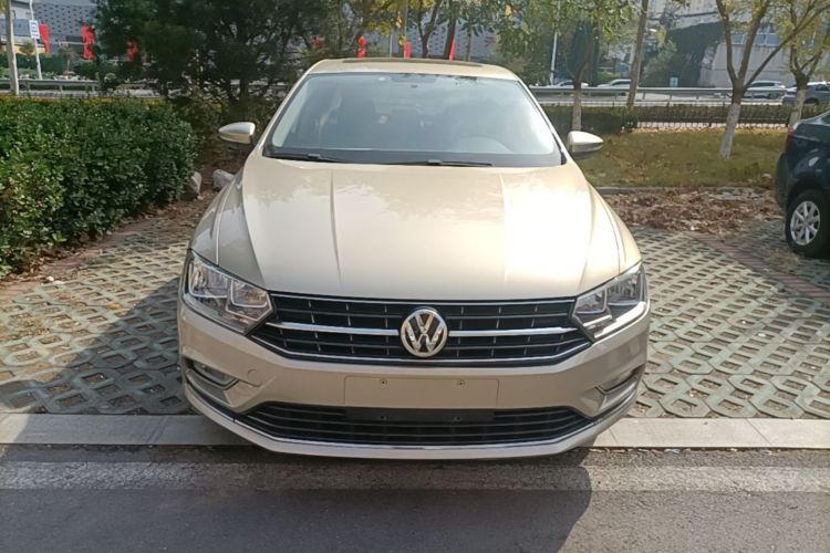 Volkswagen Bora 2016 immagine di auto #3