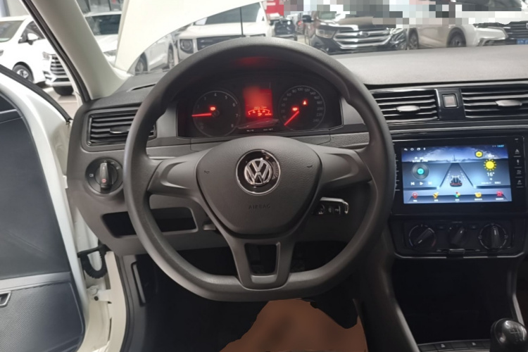 Volkswagen Santana 2021 car image #11