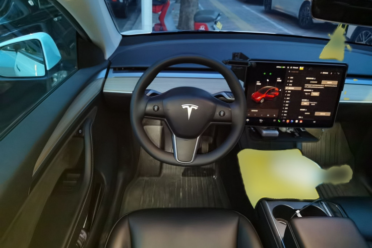 Tesla Model Y 2022 #15 Tesla Model Y 2022 car image #15