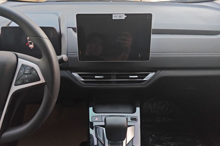 BYD Yuan New Energy 2019 imagen de coche #13
