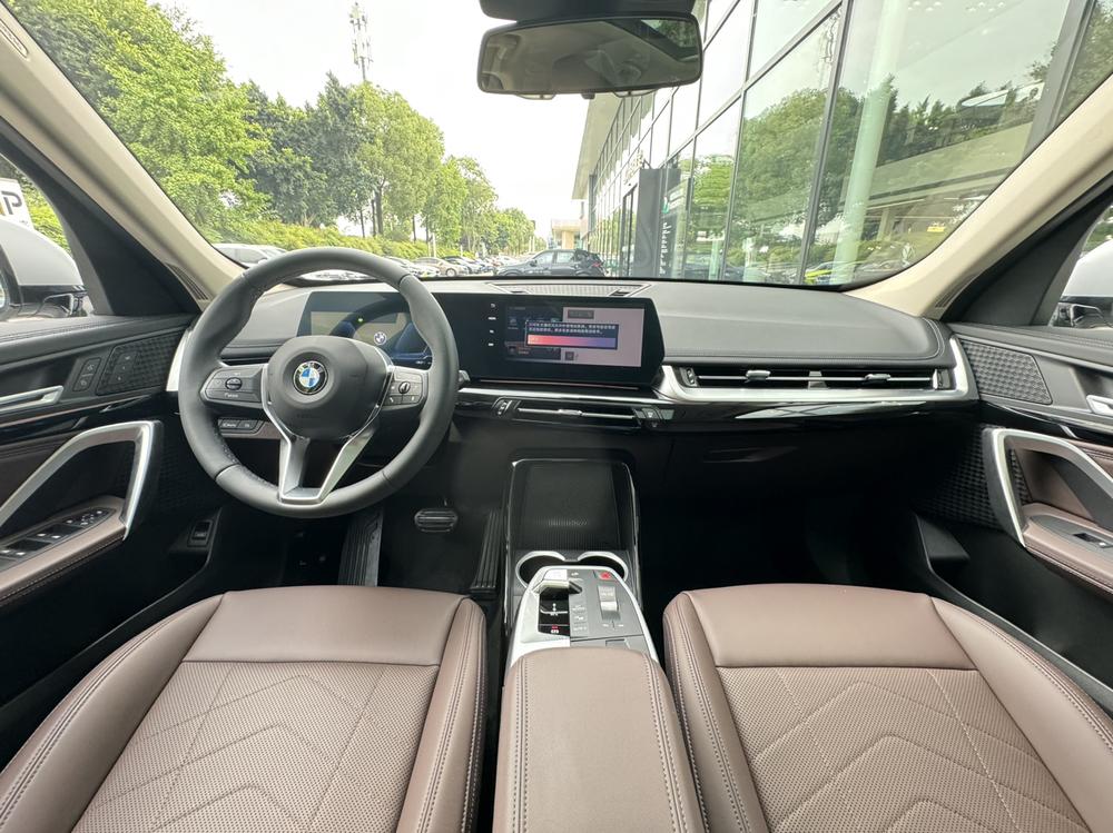 BMW X1 2024 car image #14