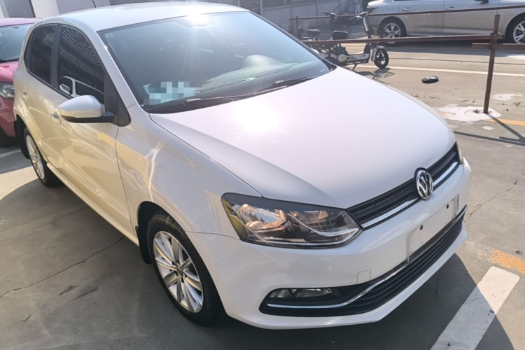Volkswagen Polo 2015 #6 Volkswagen Polo 2015 car image #6