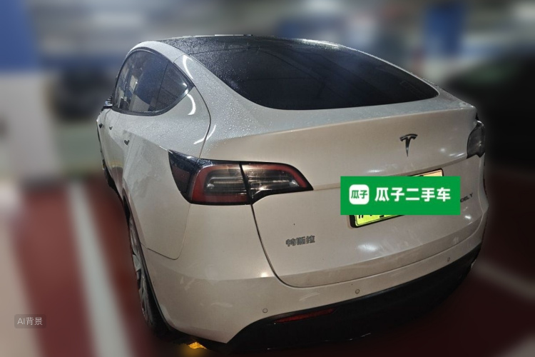 Tesla Model Y 2022 #5 Tesla Model Y 2022 car image #5