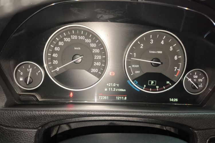 BMW 3 Series 2019 #12 BMW 3 Series 2019 car image #12
