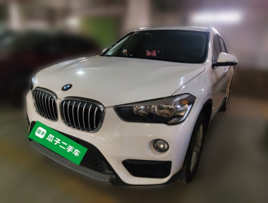 BMW X1 2018 BMW X1 2018 car image