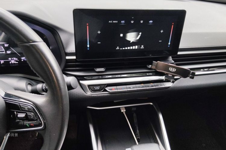 GEELY Emgrand 2023 #15 GEELY Emgrand 2023 car image #15