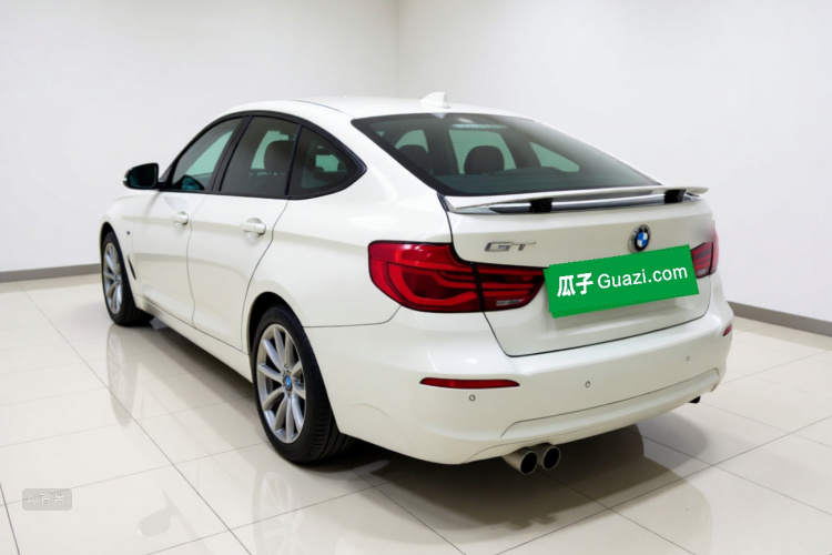 BMW 3 Series GT 2018 car image #5