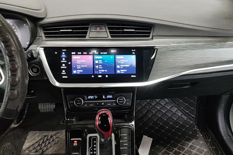 GEELY Emgrand GS 2020 car image #13