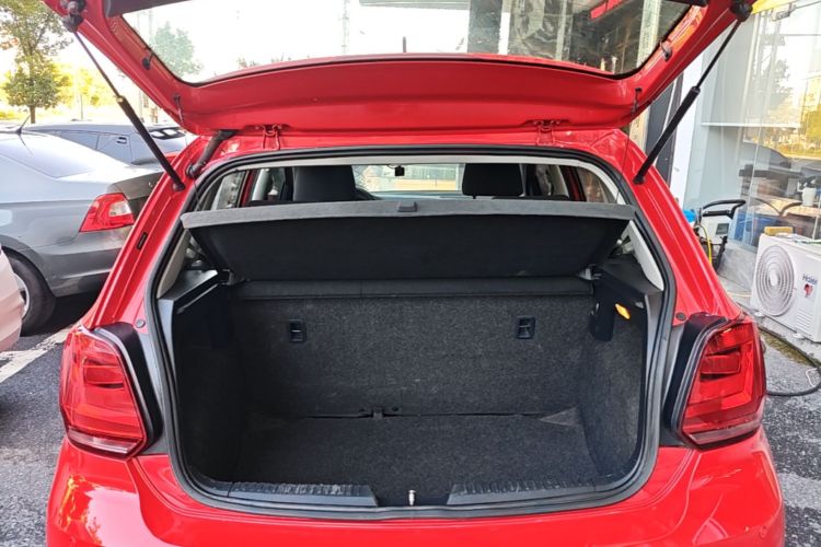 Volkswagen Polo 2016 #19 Volkswagen Polo 2016 car image #19