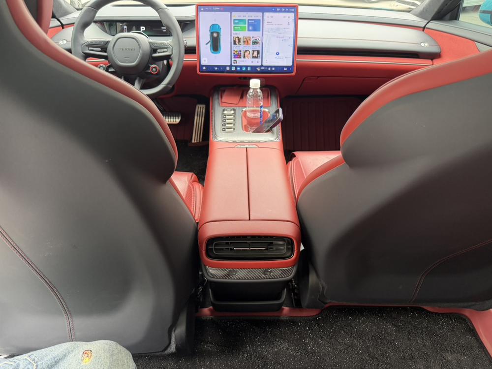 MI SU7 2024 car image #11