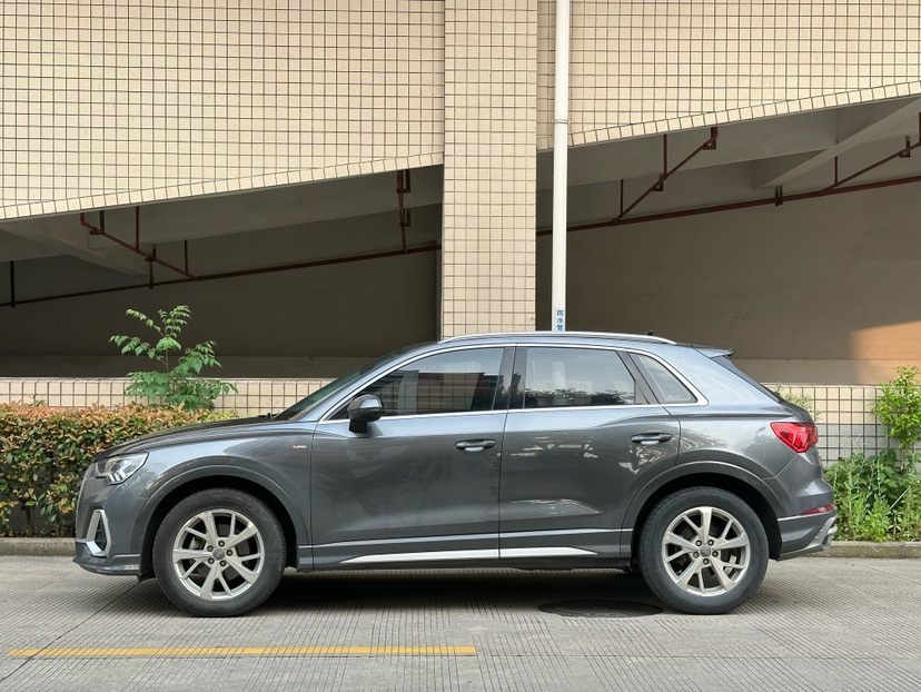 Audi Q3 2019 #3 Audi Q3 2019 car image #3