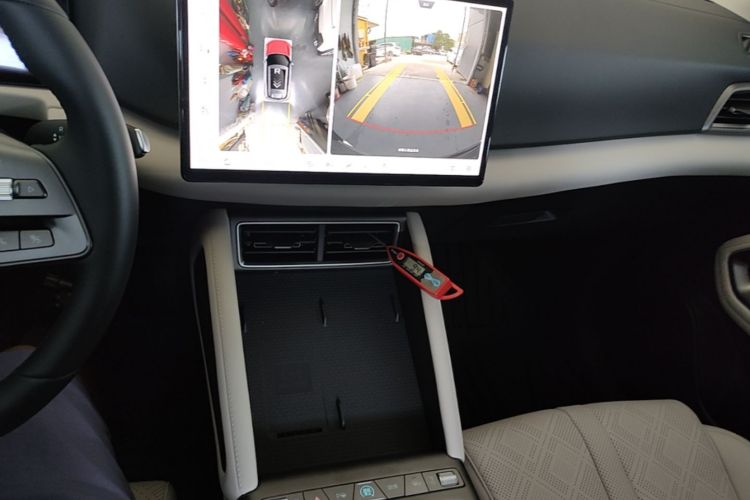 BYD YuanUP 2025 car image #13