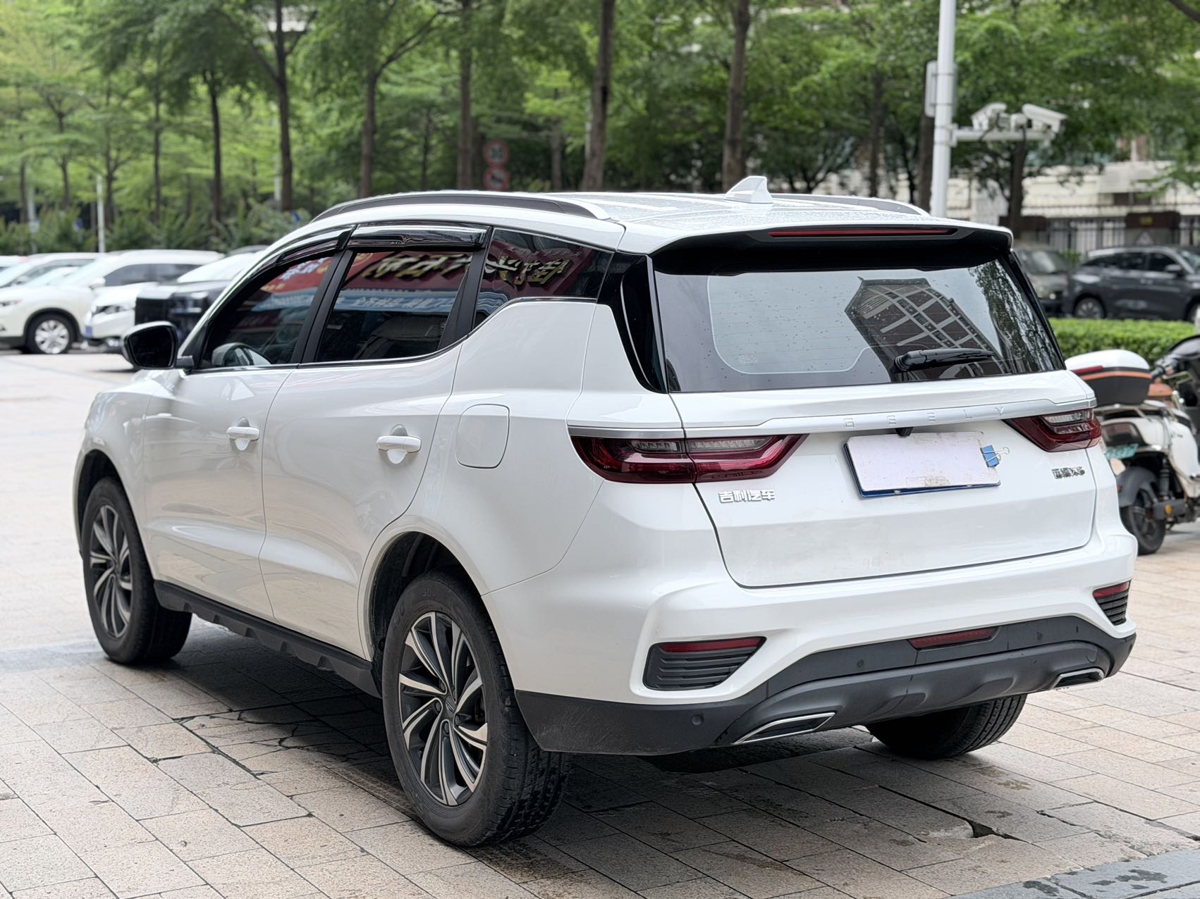 GEELY Vision X6 2021 car image #4