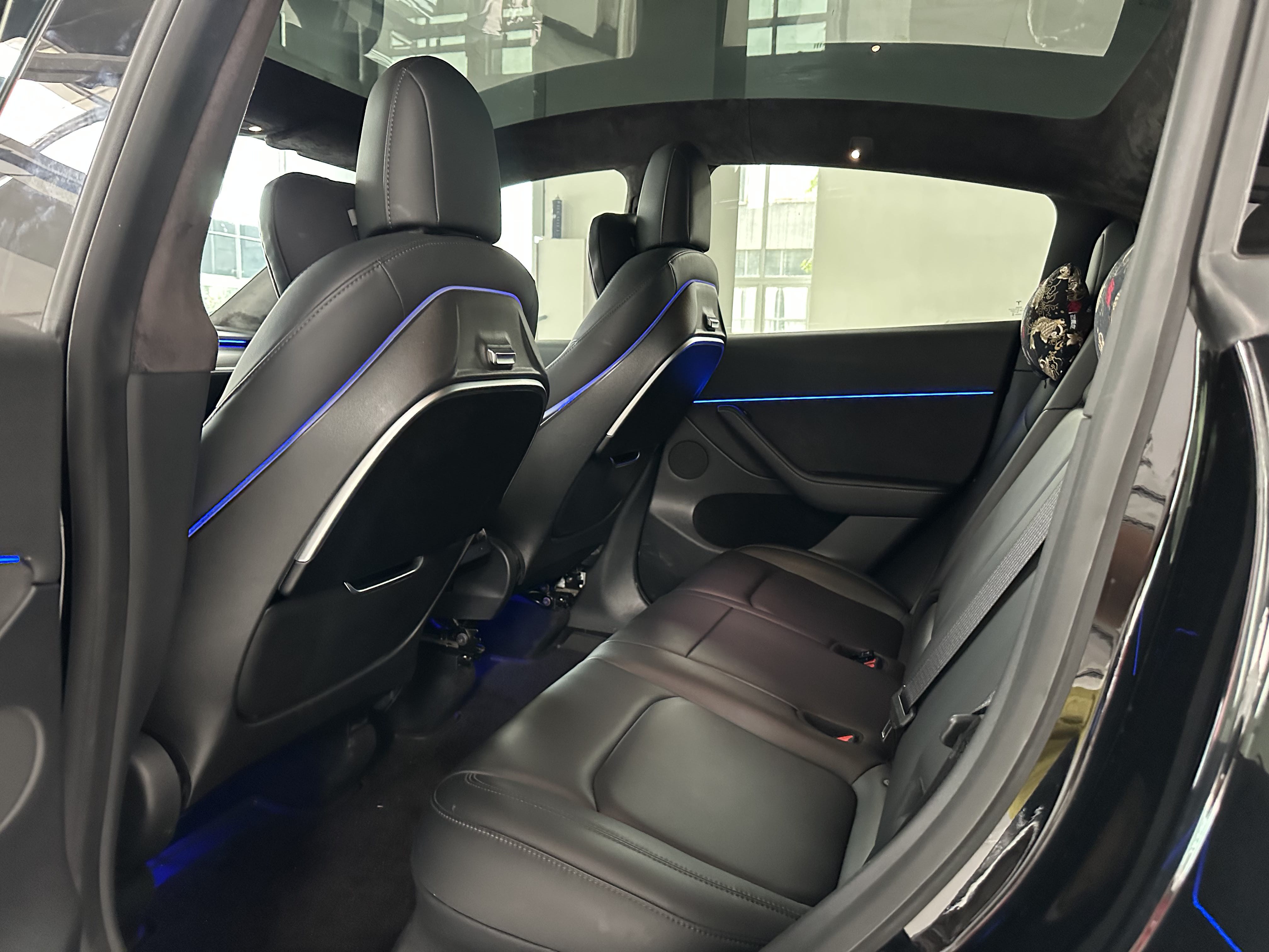 Tesla Model Y 2021 #4 Tesla Model Y 2021 صورة سيارة #4