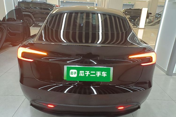 Tesla Model 3 2023 #4 Tesla Model 3 2023 car image #4